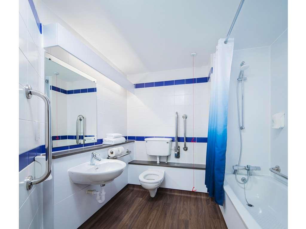 Travelodge Preston Central Rum bild